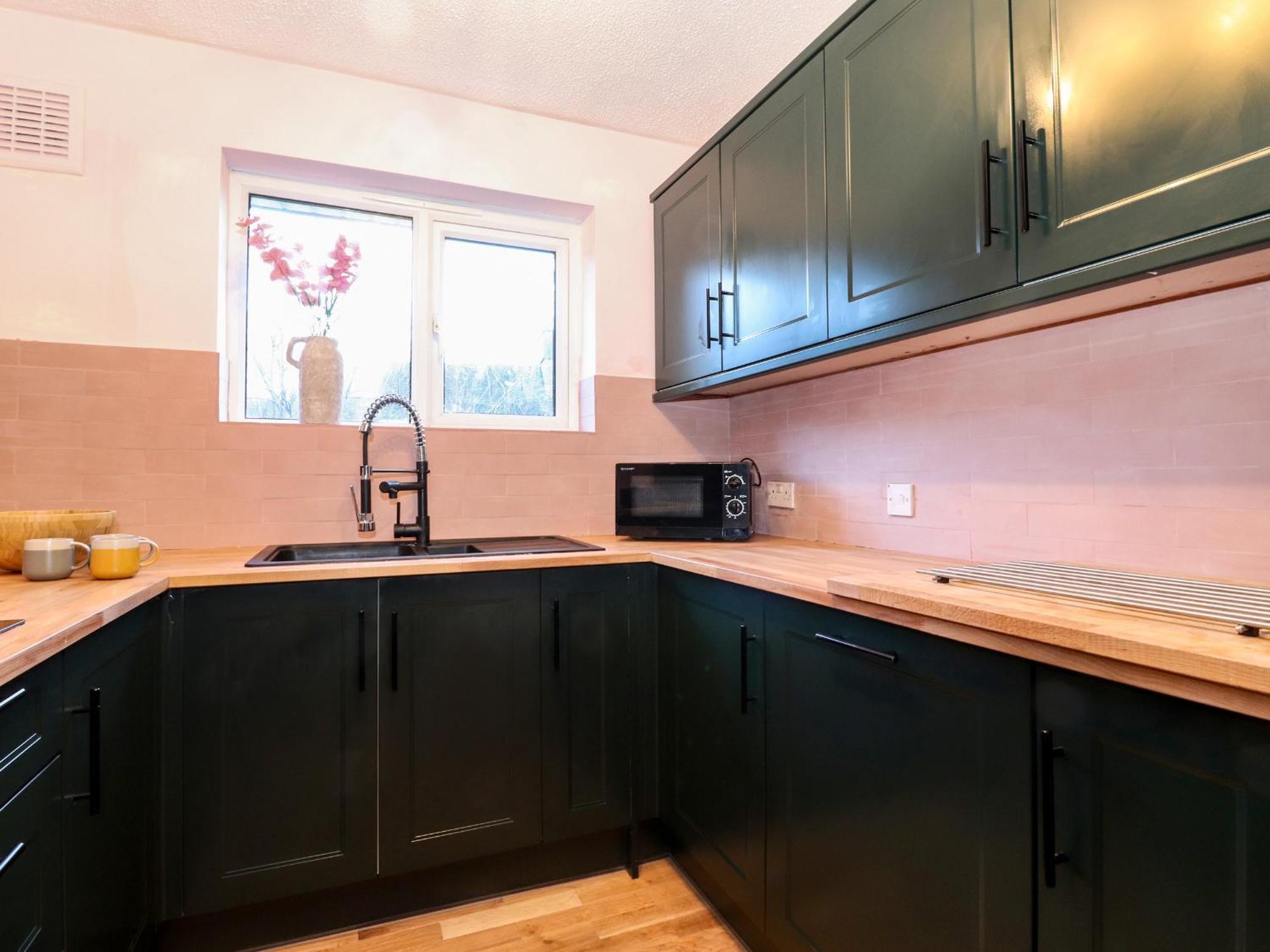 Tipsy Bee Villa Windermere Bagian luar foto