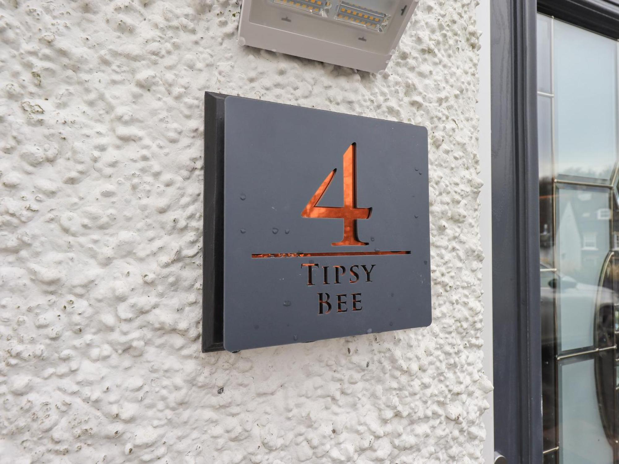 Tipsy Bee Villa Windermere Bagian luar foto
