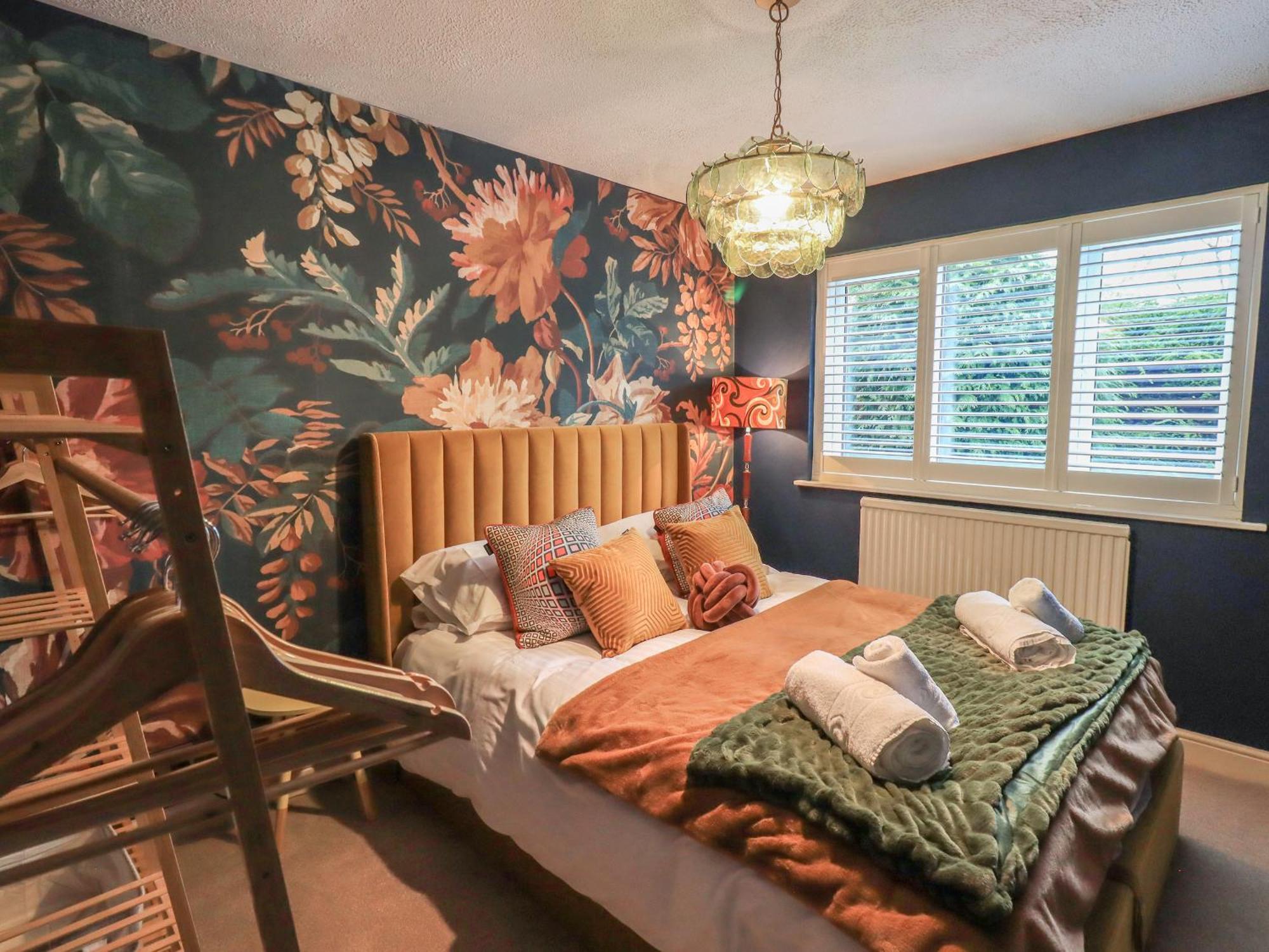 Tipsy Bee Villa Windermere Bagian luar foto